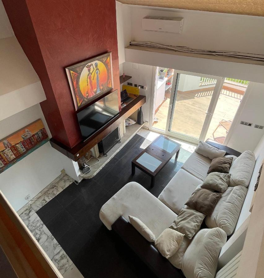 Stunning Penthouse Apartment ชีโรนา ภายนอก รูปภาพ