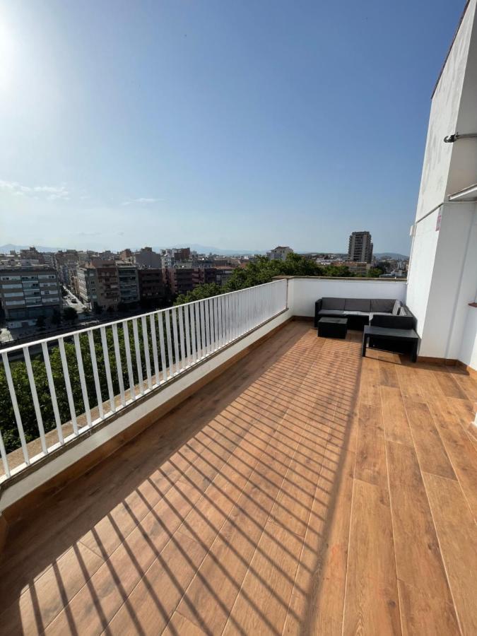 Stunning Penthouse Apartment ชีโรนา ภายนอก รูปภาพ